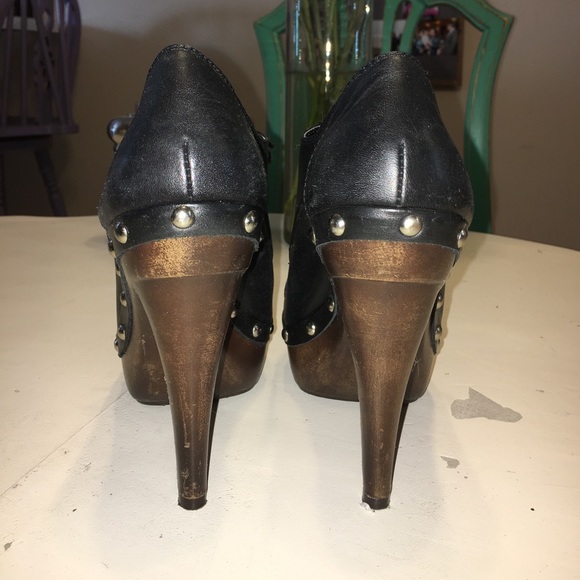 LAST CALL 9/11/22 - Black Leather Oxford Heels - Picture 4 of 6